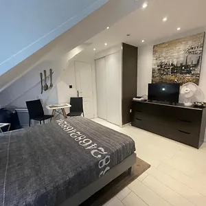 Le Boudoir Du Annecy